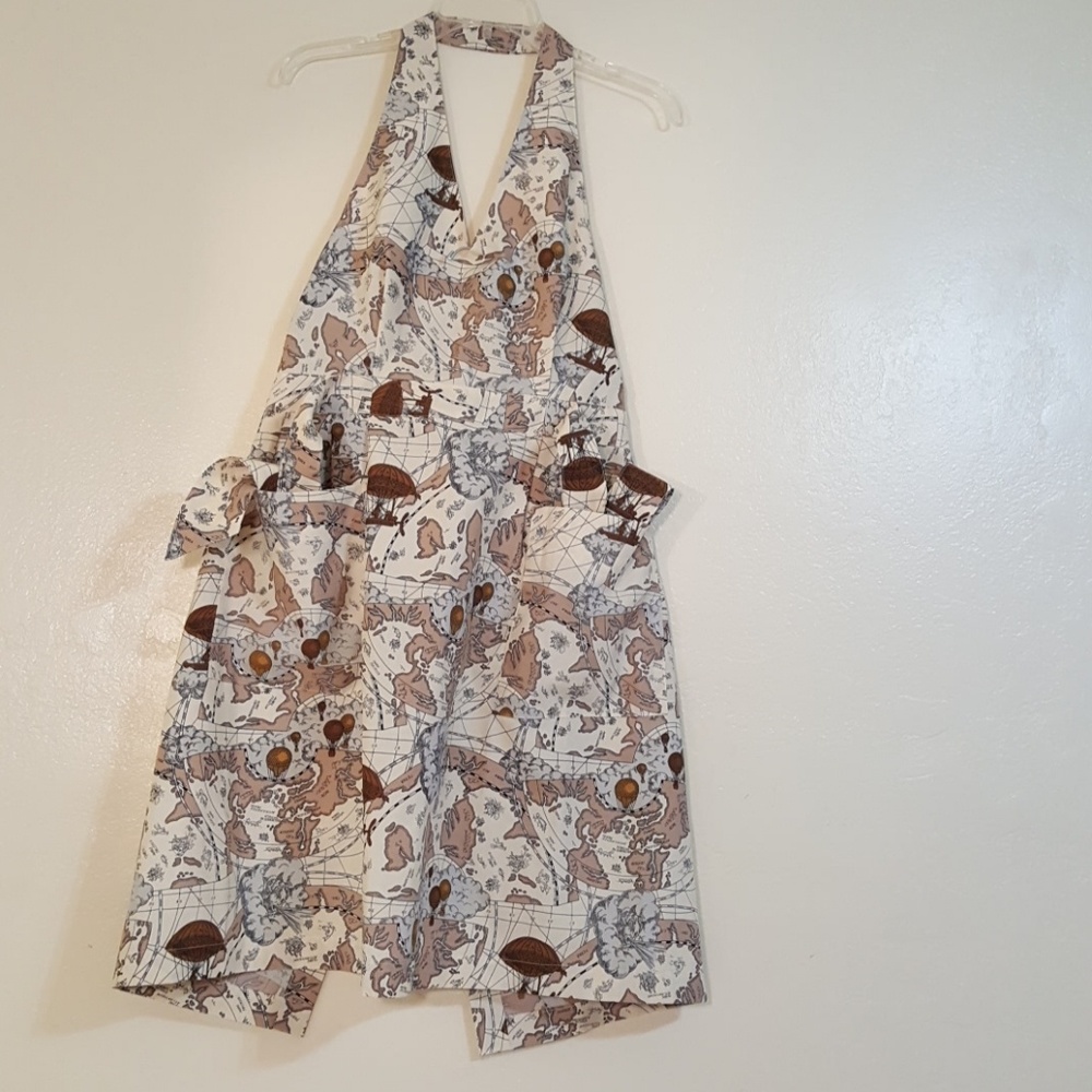 Yoshie Inaba traveler apron